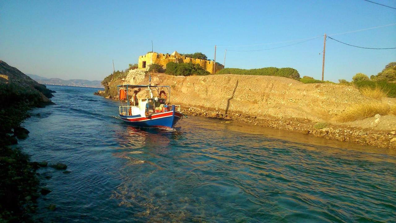 Beautiful House By The Sea,Loutraki Skaloma. Villa Eksteriør bilde